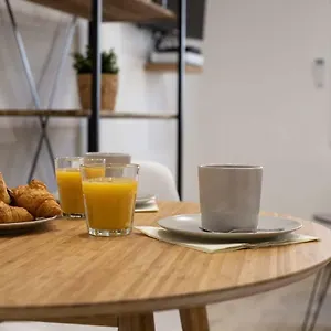 https://au-coeur-du-panier-vieux-port.fr-provencehotel.com